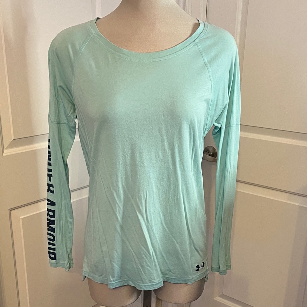 Under Armour Women's Light Blue Long Sleeve Tee